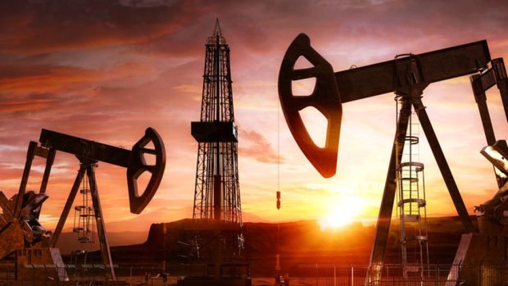 Petrol kazançlarını koruyor