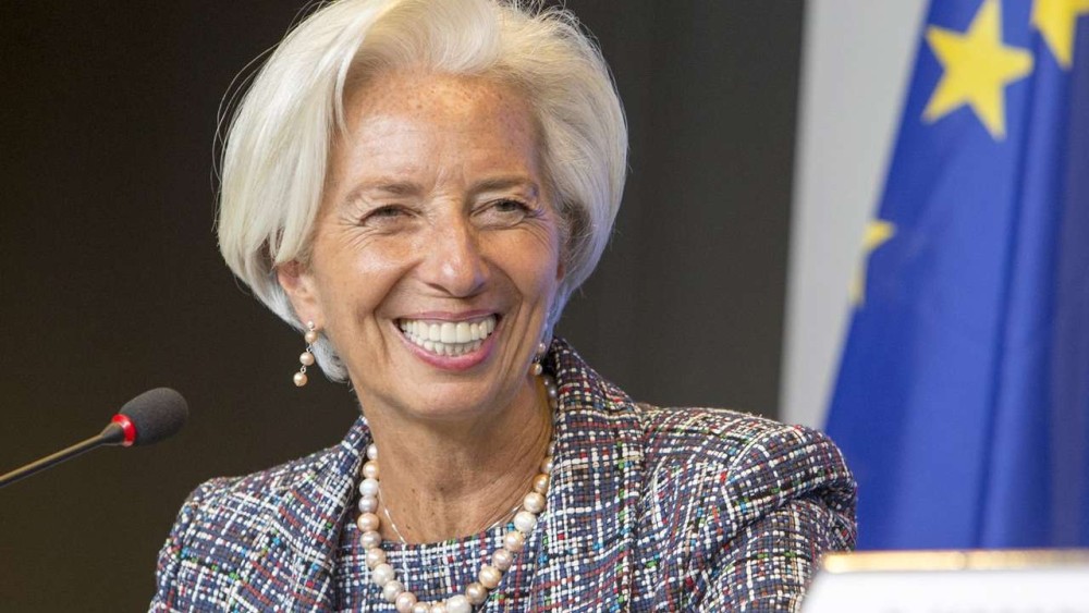 Lagarde: Enflasyon büyük ölçüde kontrol altında, faiz indirimi muhtemel