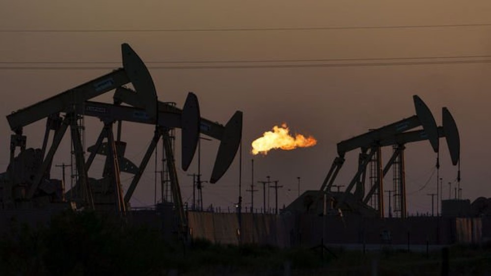 Petrolde yön aşağı çevrildi