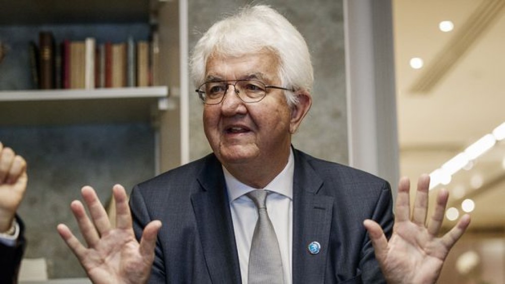 AMB’nin şahin isminden faiz mesajı