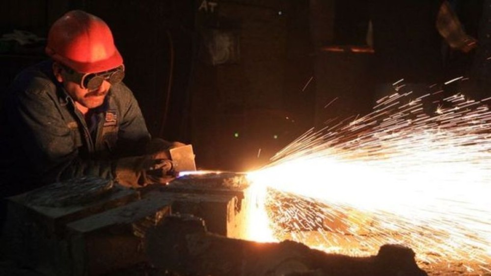 Sanayi üretimi Eylül'de geriledi
